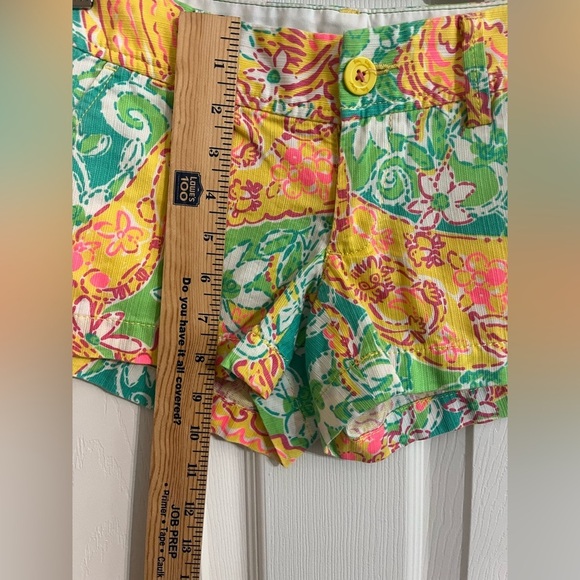 Lilly Pulitzer The Walsh Shorts SZ 000 Pop Goes the Leamur Paisley Green Yellow - Picture 11 of 12